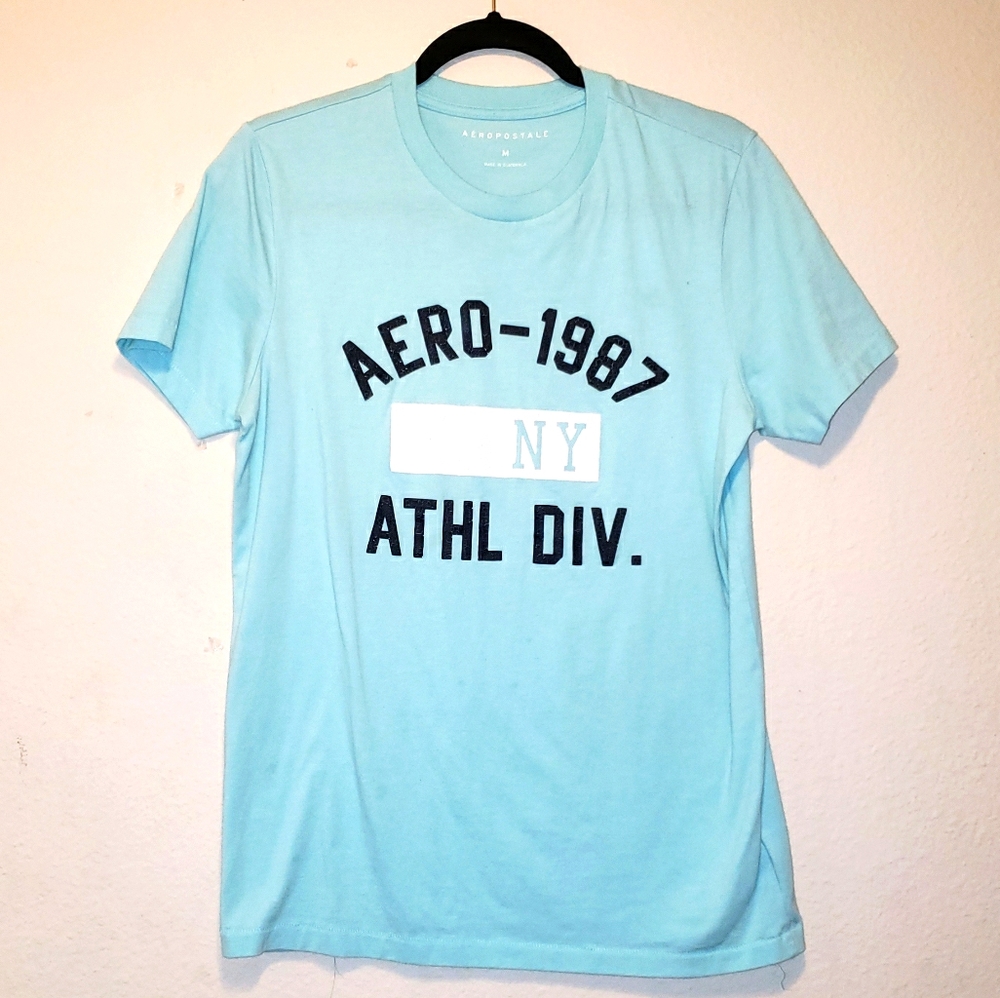 Aero aqua tee